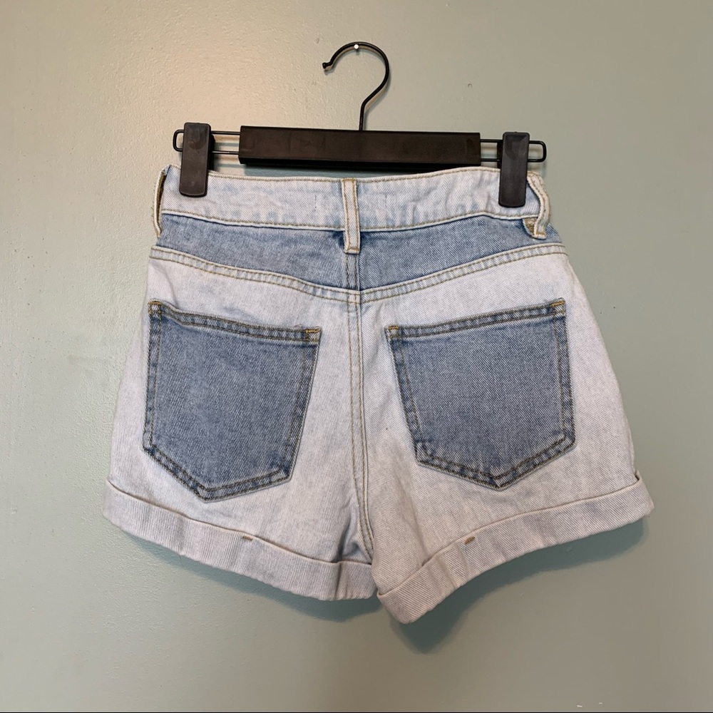 Pac Sun Patchwork Jean shorts - Picture 4 of 4
